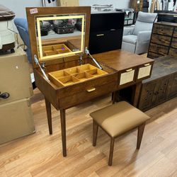 Elegant Brown Wood Makeup Vanity Set