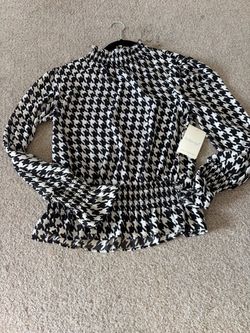Houndstooth long sleeve top NWT small