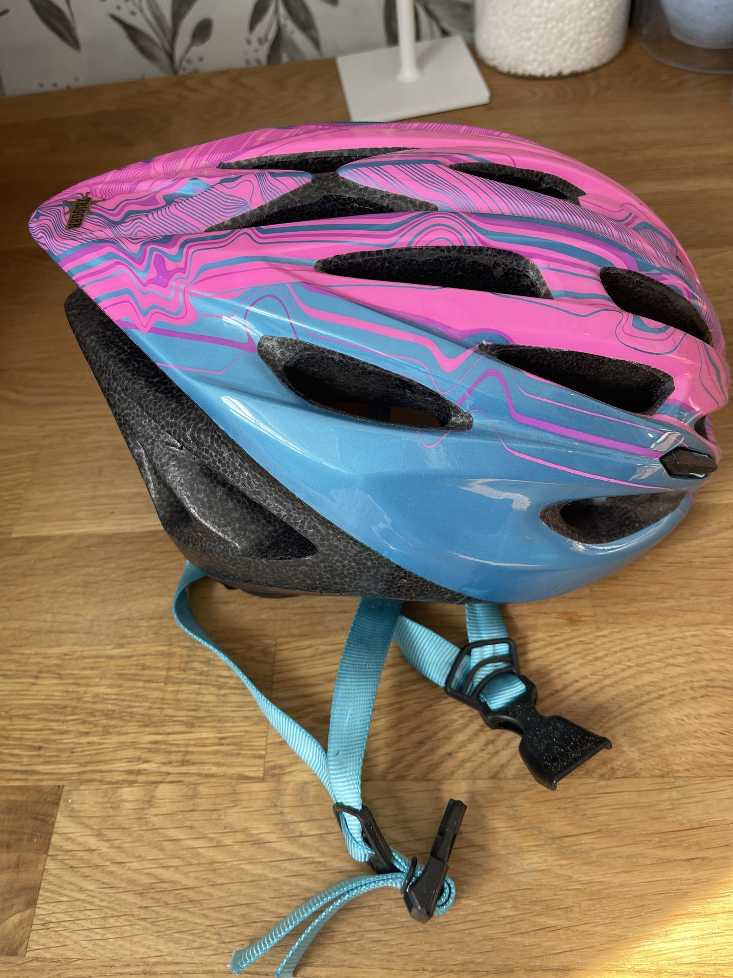 Almost new Girls bike helmet