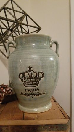 Paris Decorative urn, vase