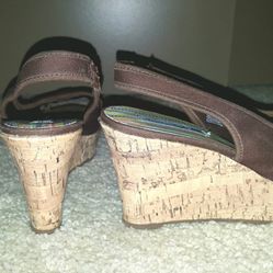 American Eagle wedge open toe sandals