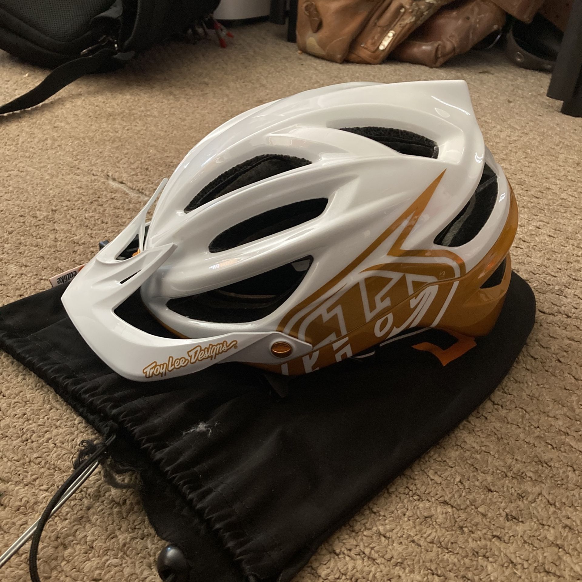 Troy Lee Designs A2 Helmet Like New