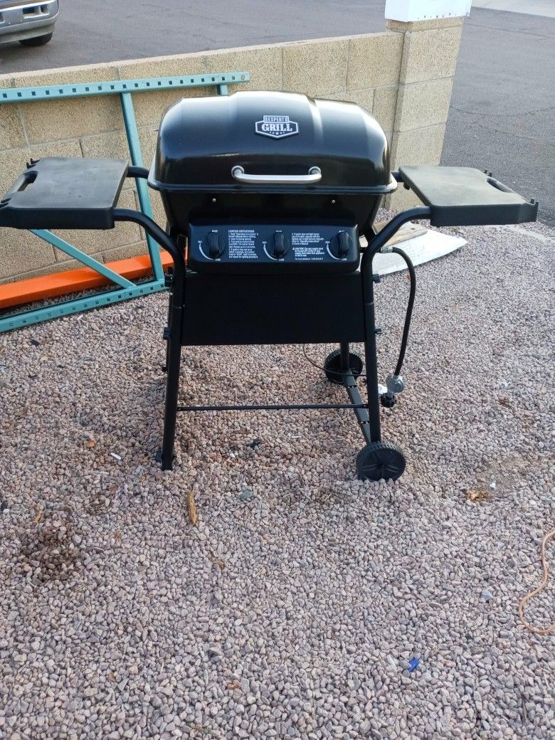 Char-Broil Propane BBQ