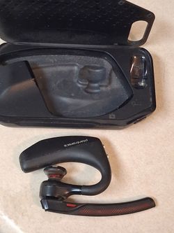Hands free ear piece