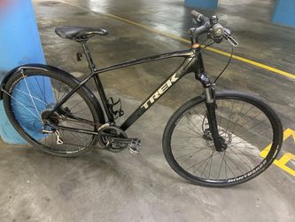 Trek dual sport 2. 24 speed medium-large size lightweight aluminum frame with hydraulic disc brakes