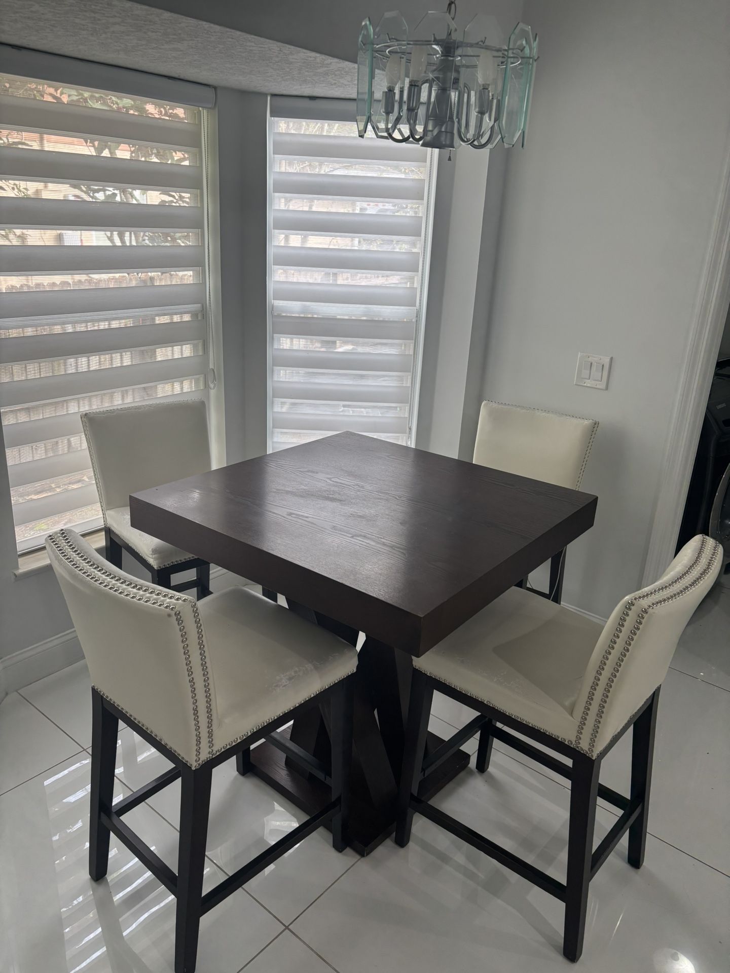 Breakfast Table