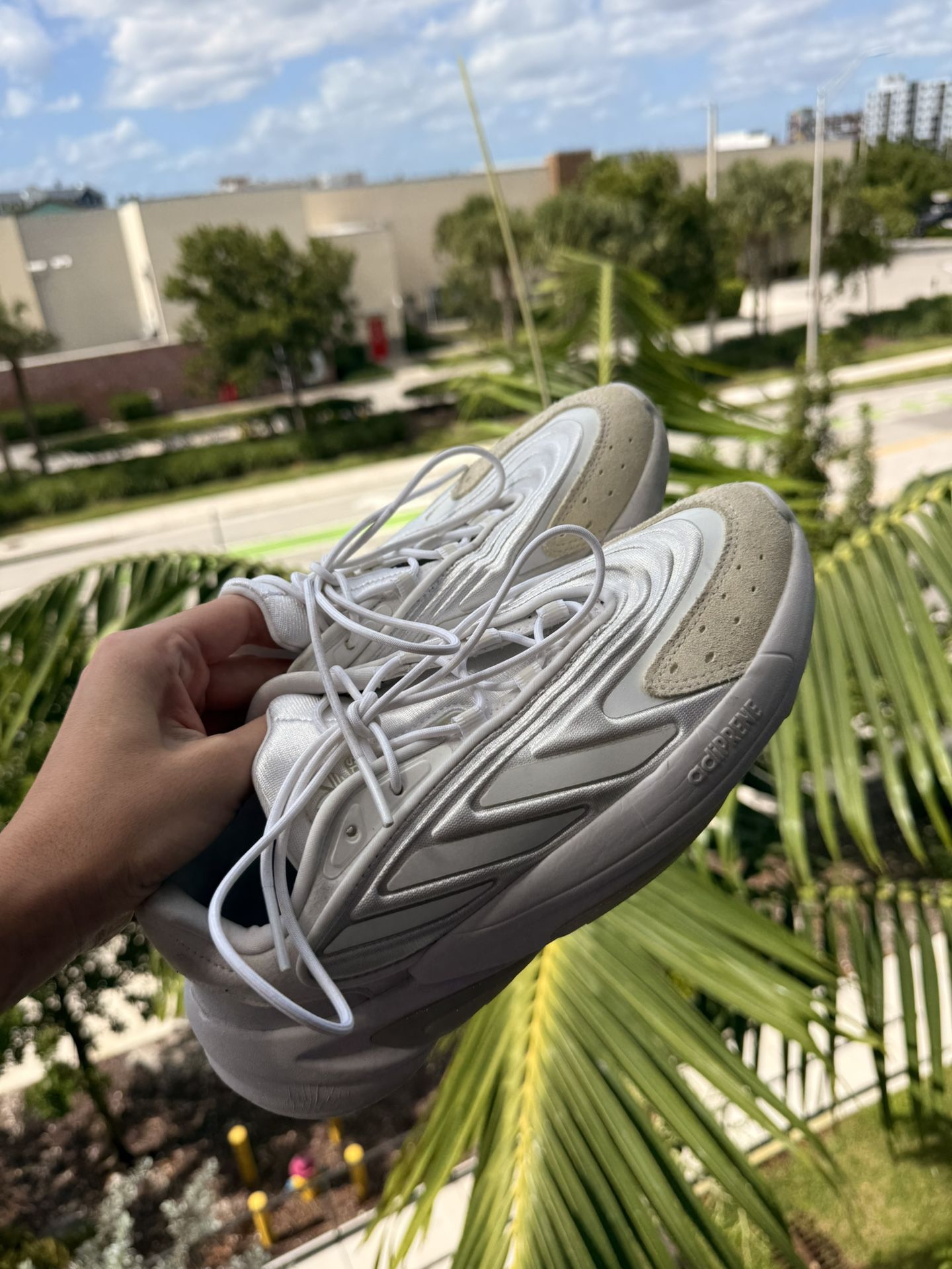 Adidas Ozelia Women's Athletic Shoes Triple White 