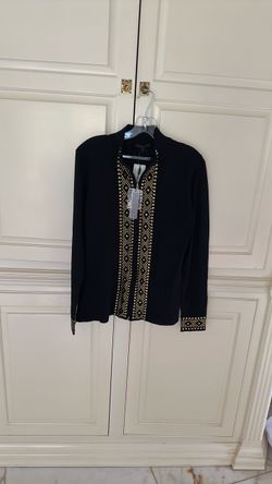 So gorgeous jacket a sweater large