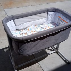 AILEEKISS Baby Bassinet with Wheels Adjustable Bedside Sleeper