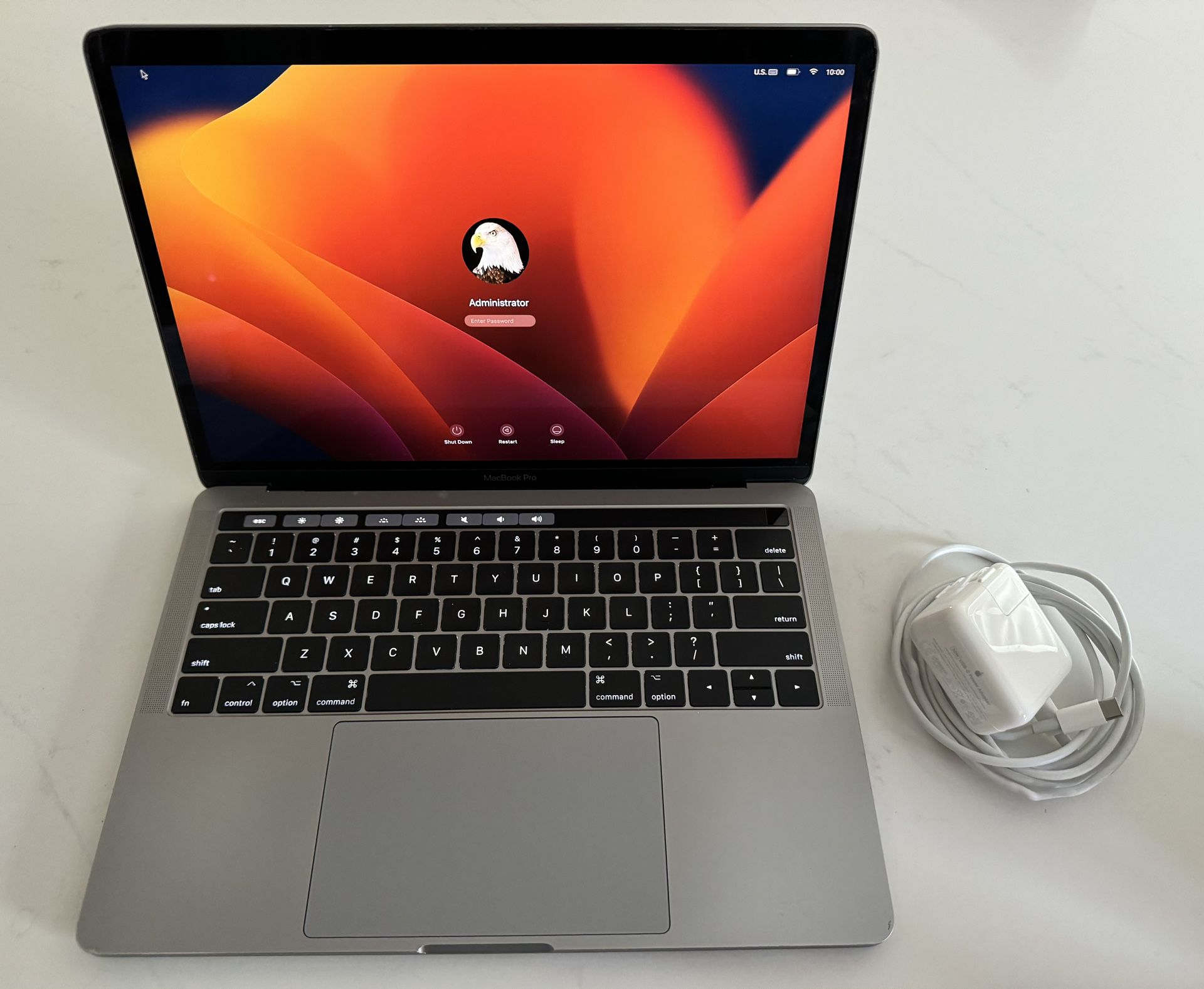 MacBook Pro 2017 with Touchbar 