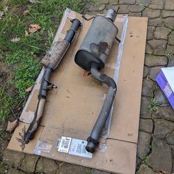 2006 Subaru STi catback exhaust free - plus used clutch components