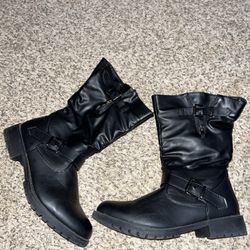 Gently Used Size 9 Women’s Boots
