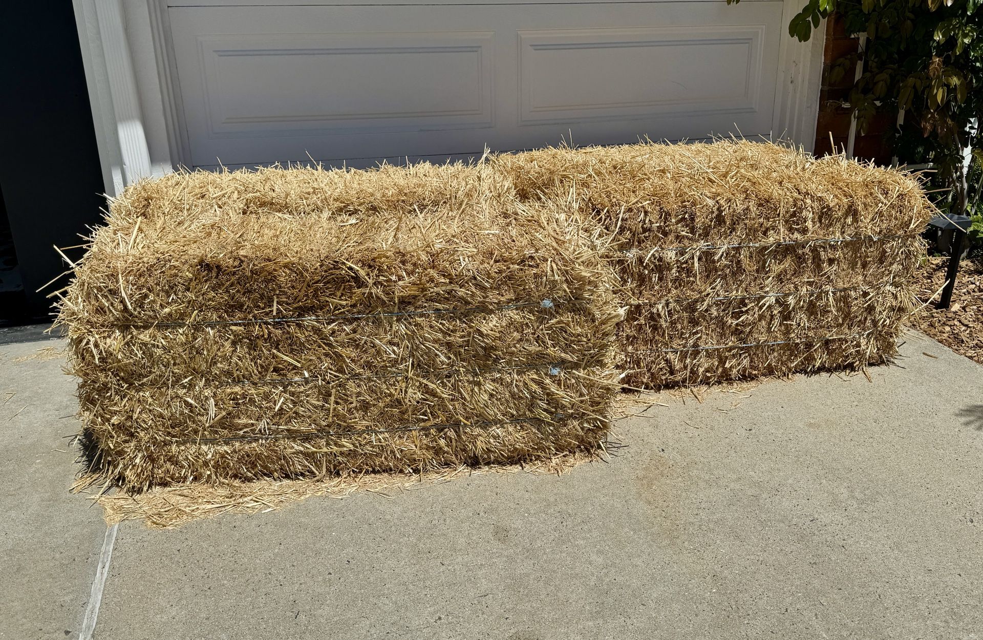Large Bales of High-Quality Straw  For Sale (4 Available)