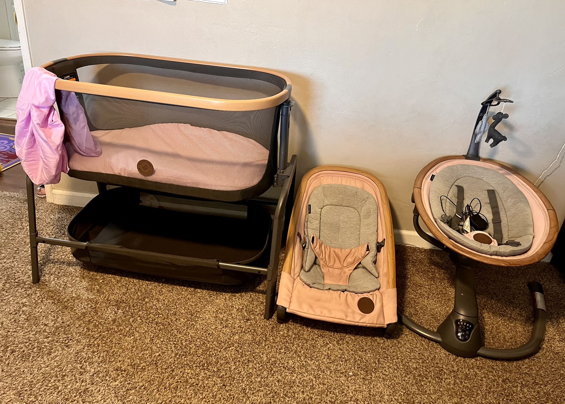 Maxi Cosi Infant Bundle (Bassinet, Rocker, and Swing)