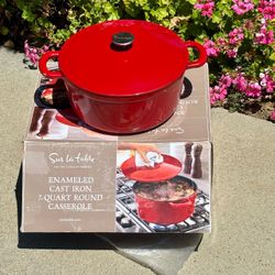 SUR LA TABLE ENAMELED CAST IRON ROUND CASSEROLE 7-QUART (6.6 LITER) CAPACITY