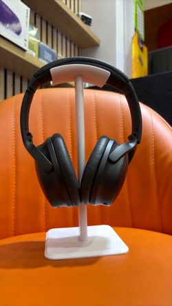 Bose QuietComfort Wireless Noise Cancelling Headphones – New
