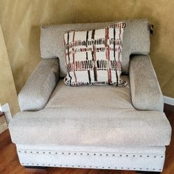 Living Room Chair and a Half