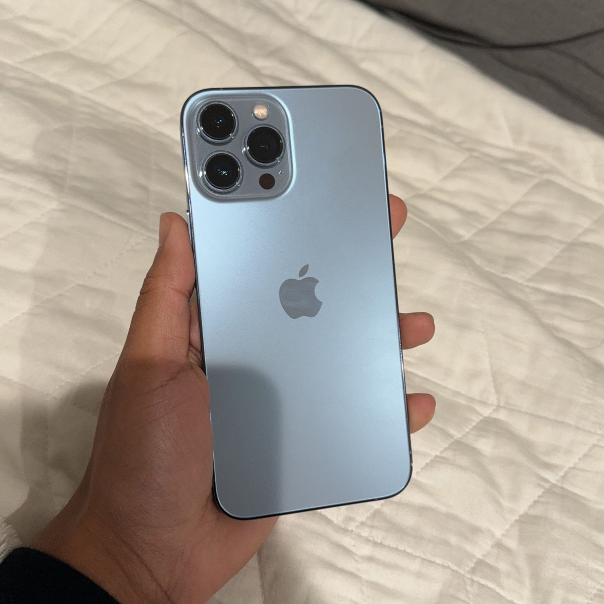 iPhone 13 Pro Max 512GB Sierra blue- Unlocked 