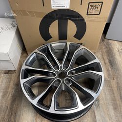 Refurbished 2022 Grand Wagoneer Wheel 22in