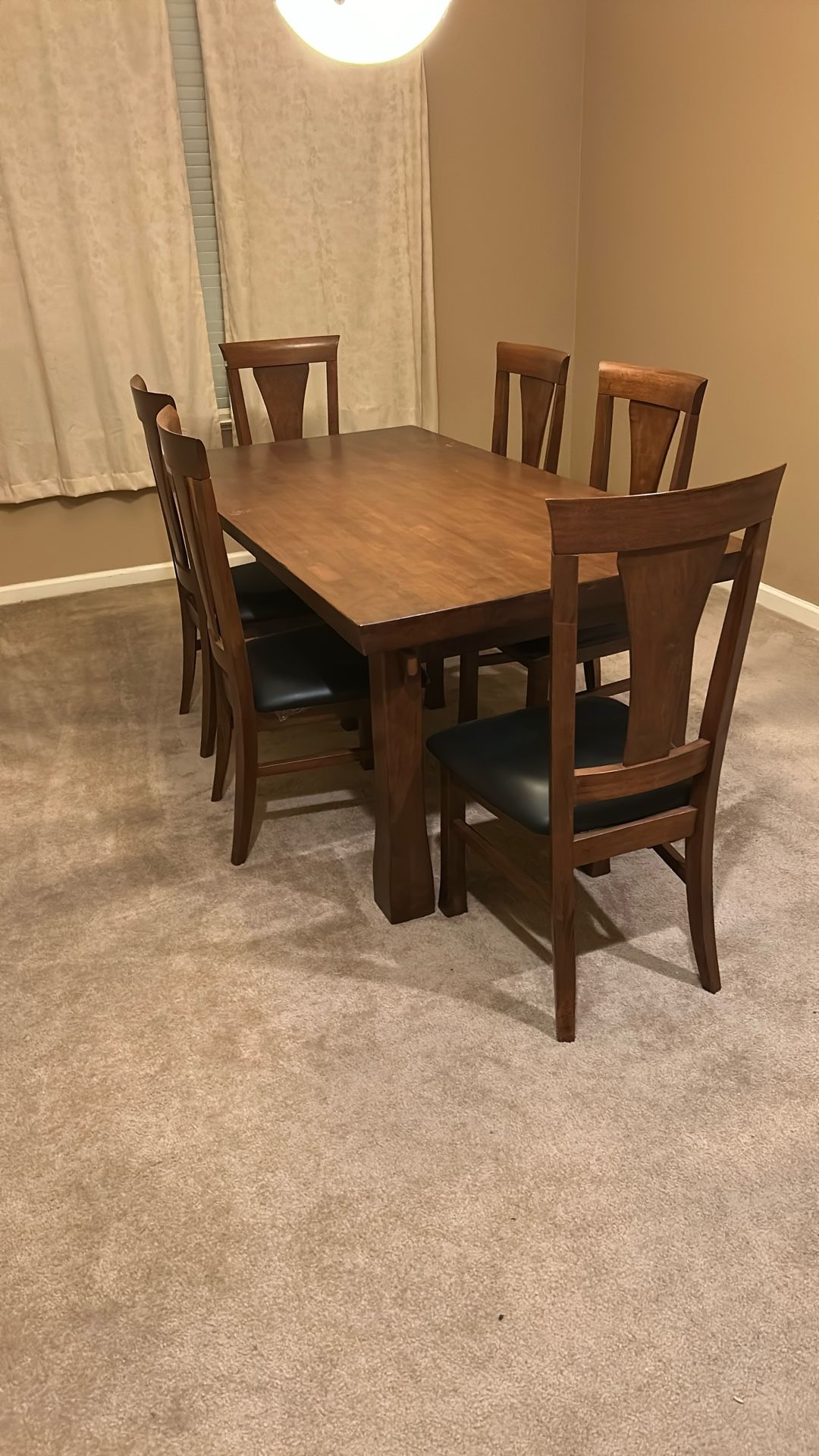 Dining Table + 6 Chairs