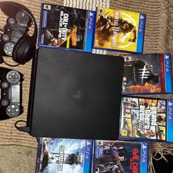 PS4 Slim 500GB Bundle - 2 Controllers + 6 Games (Great Condition)