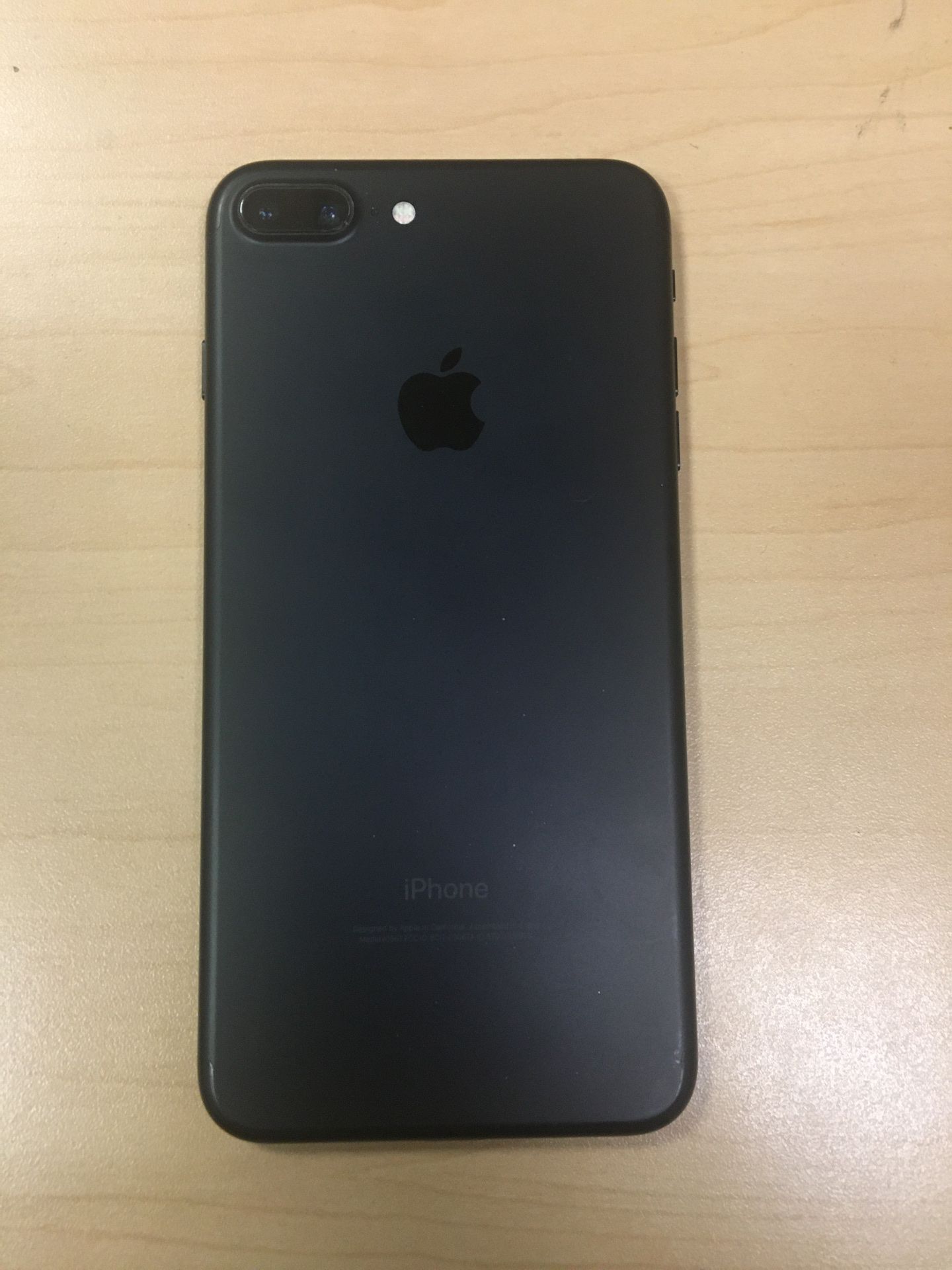 iPhone 7 Plus 32gb UNLOCKED with 6 months warranty