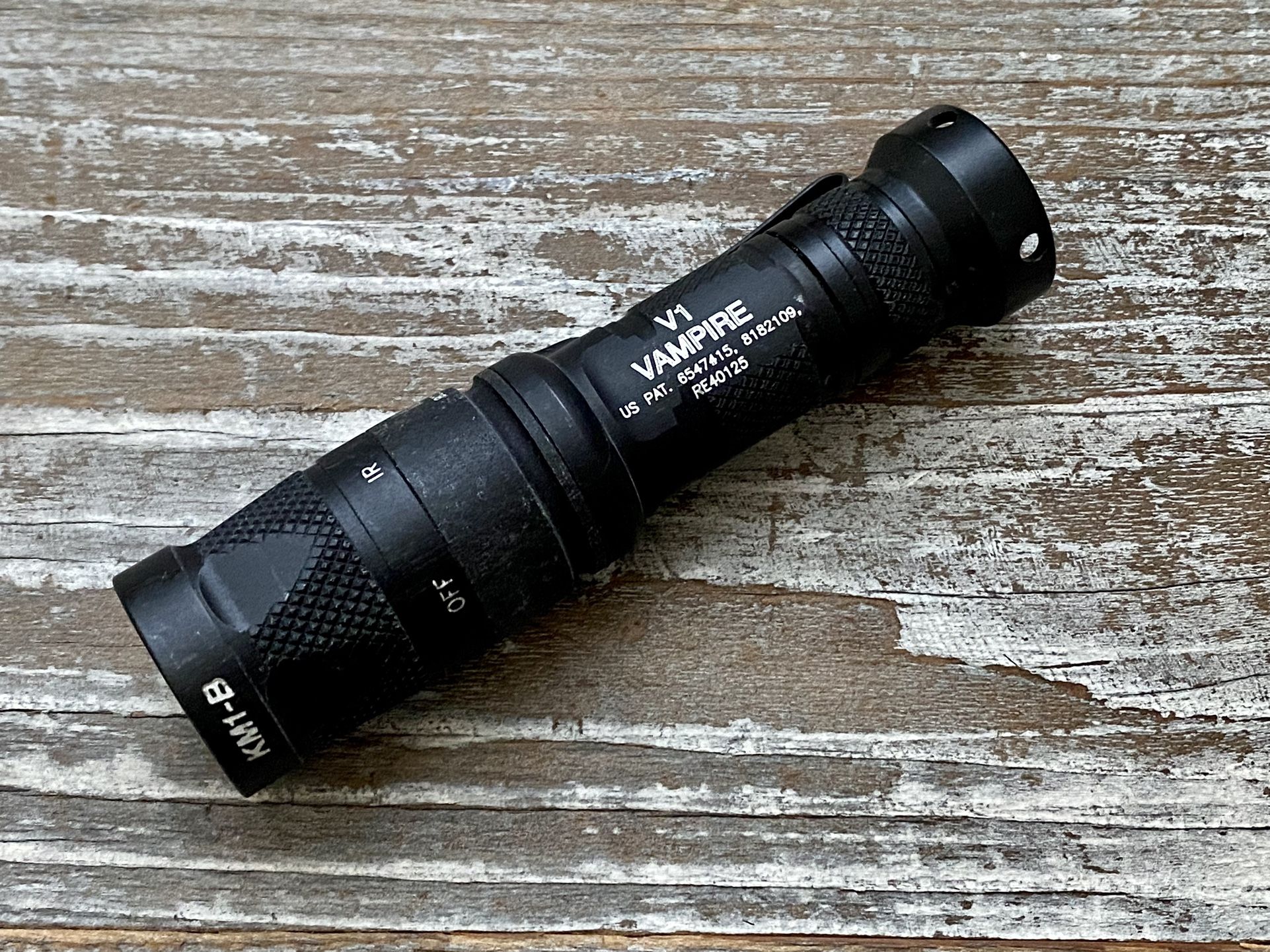 Surefire v1 Vampire Flashlight for Sale in Irvine, CA - OfferUp