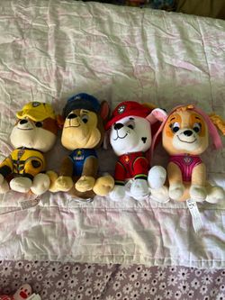 Set of 4 Paw Patrol small plush toys