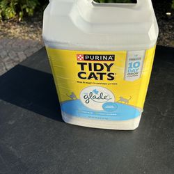 20lb Container Of Tidy Cats Kitty Litter With Glade 