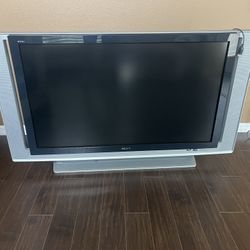 Sony Wega XBR 50 Inch TV - Works Great
