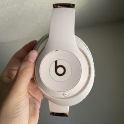 Used Beats Studio 3 headphones