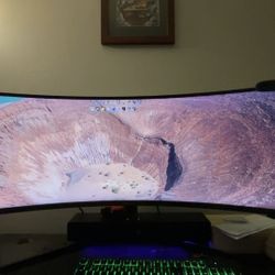 Samsung 57” Odyssey Neo G9 Dual 4K UHD Curved Gaming Monitor
