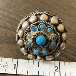 Vintage silver tone adjustable ring with turquoise color stones Costume jewelry