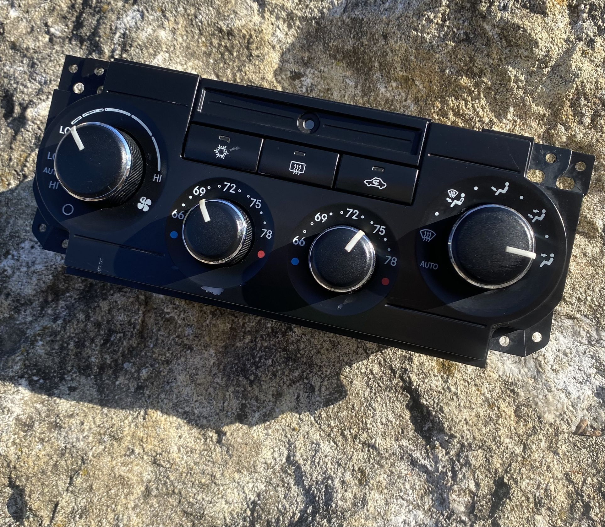 2005-2007 Chrysler 300 Dual Automatic Climate Control P0(contact info removed)AI