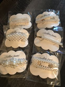 Hair clips