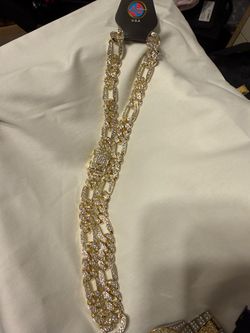 VVS APPROVED CRYSTAL NECKLACE