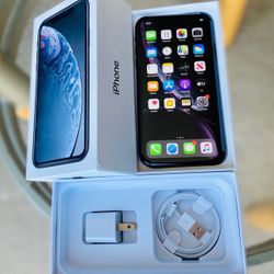 iPhone XR Unlock 64gb 