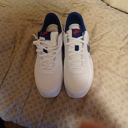 Size 10- Nike Air Max Excee