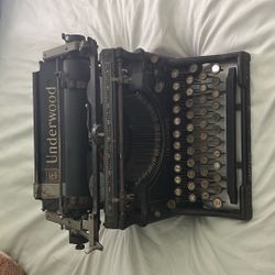 Underwood Typewriter