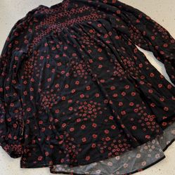 XS FREE PEOPLE Tunic Flowers in her hair oversized floral smocked boho top Blous
