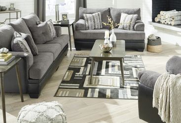 Stunning cozy couch and loveseat!