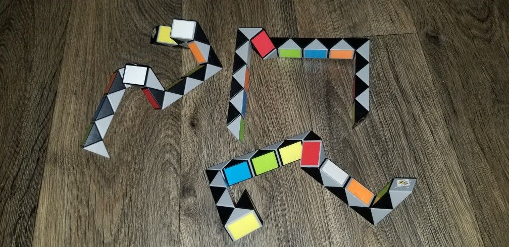 Vintage  Rubik's Cube Snake Era Magic Ruler Twist Puzzle Toy