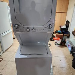 GE 24 Stackable Washer Dryer