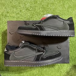 Jordan 1 Travis Scott Black Phantoms 