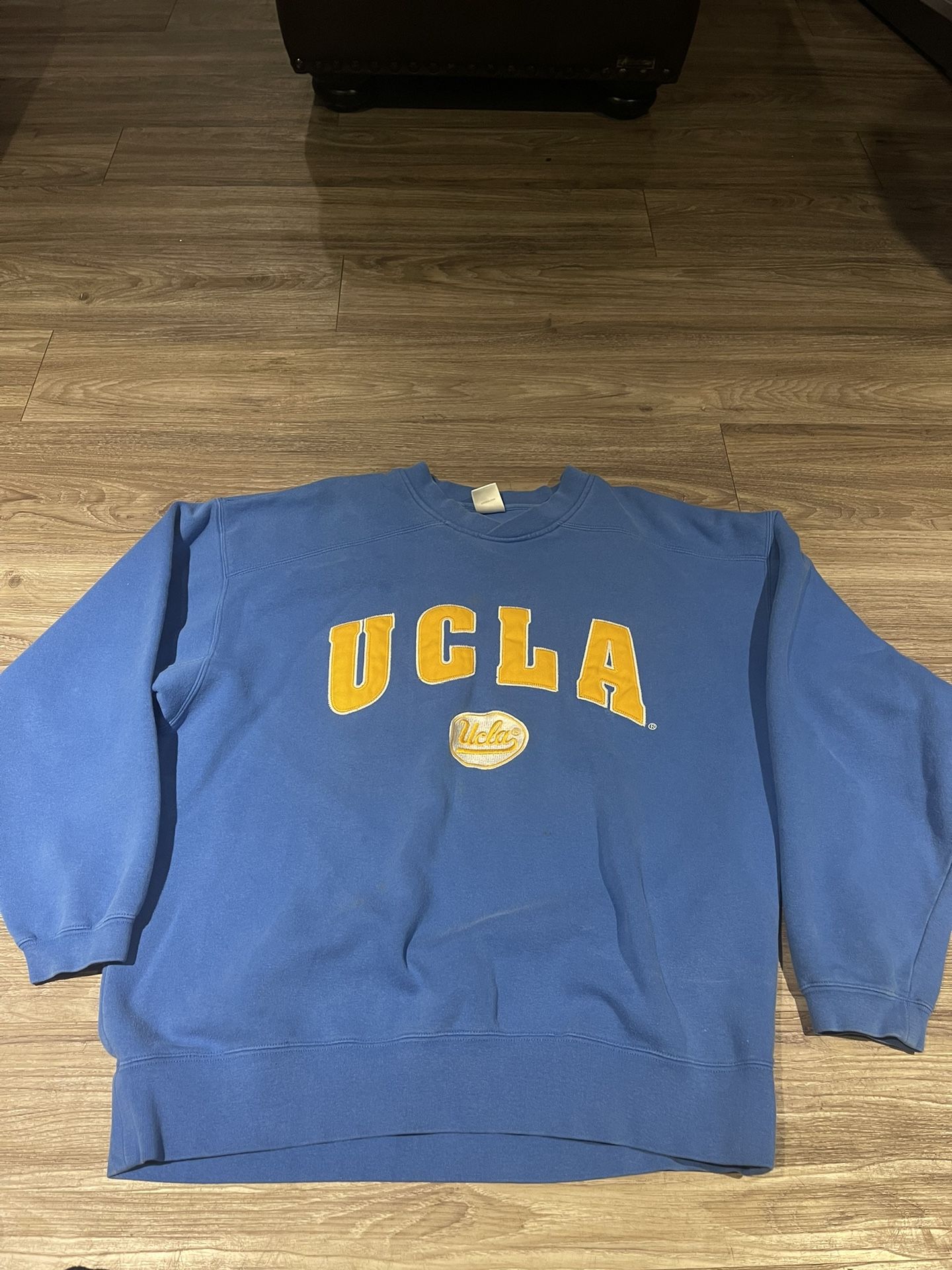ucla crewneck