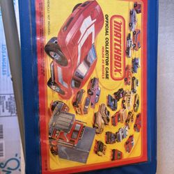 Matchbox Official Collection Case With 16 Cars 