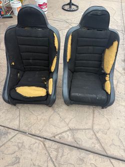 Bucket seats