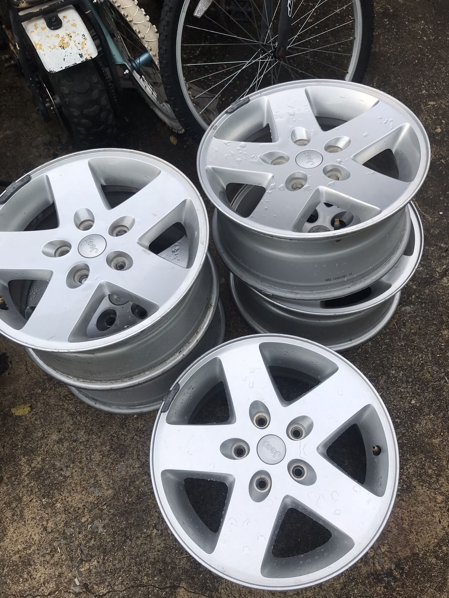 Set of wheels 17” for Jeep Wrangler or grand Cherokee