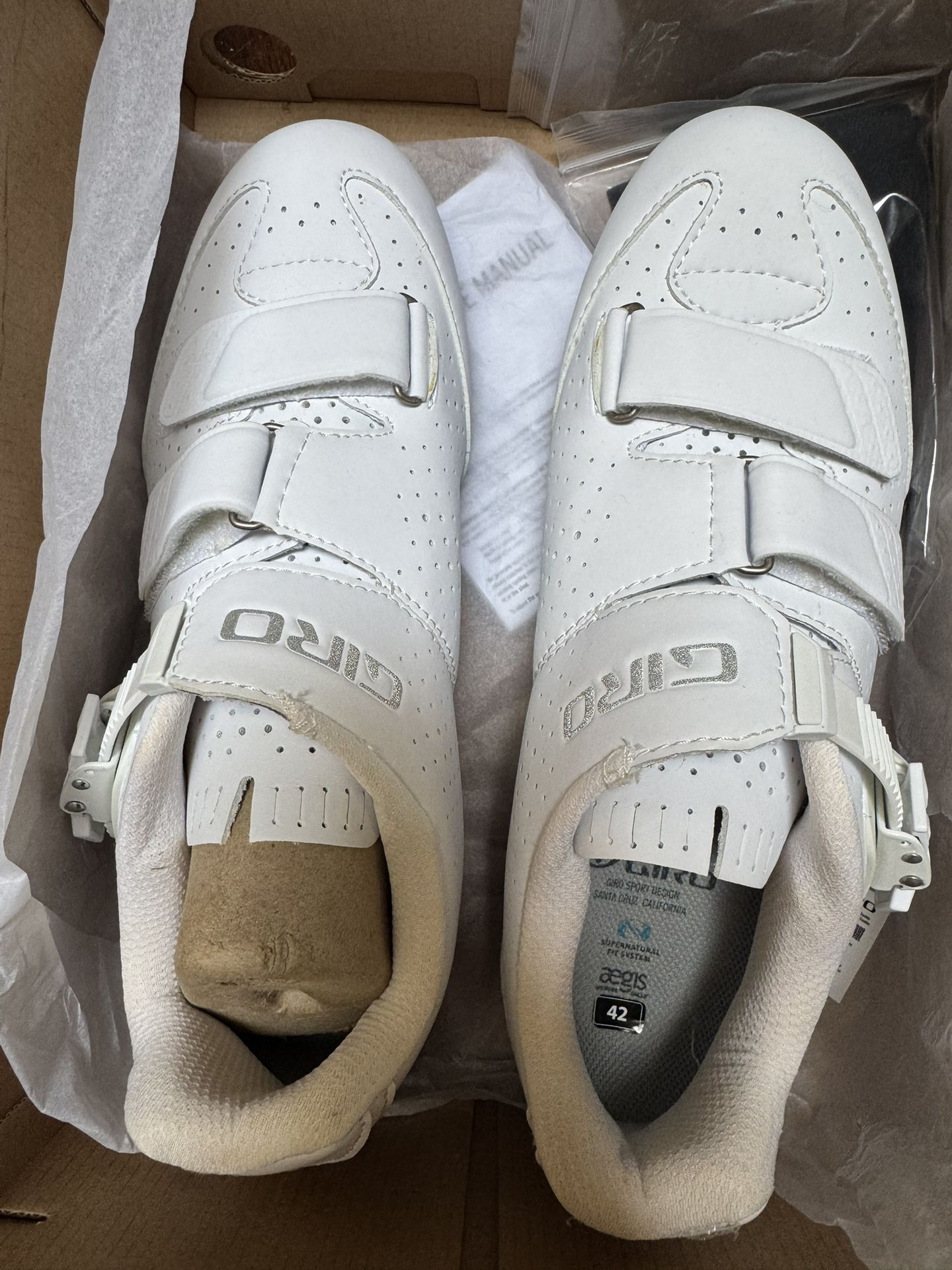 Brand New Cycling Shoes, Size 42