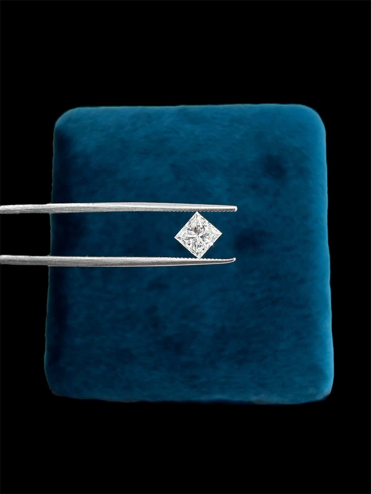 1.00 Ct Lab Grown Certified Princess Shape Diamond 